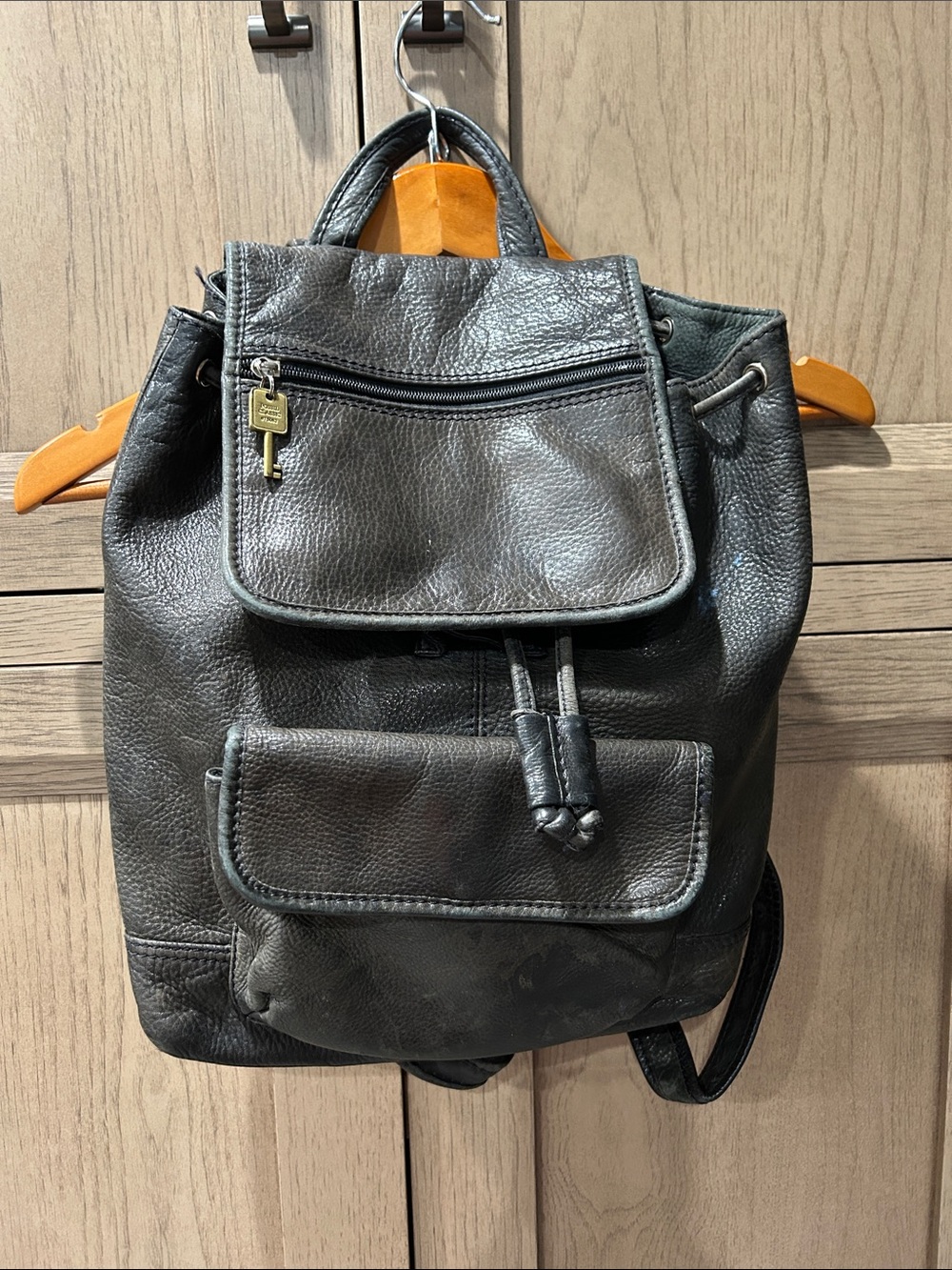 Unisex Retro 90's Fossil Black Leather Drawstring Backpack
